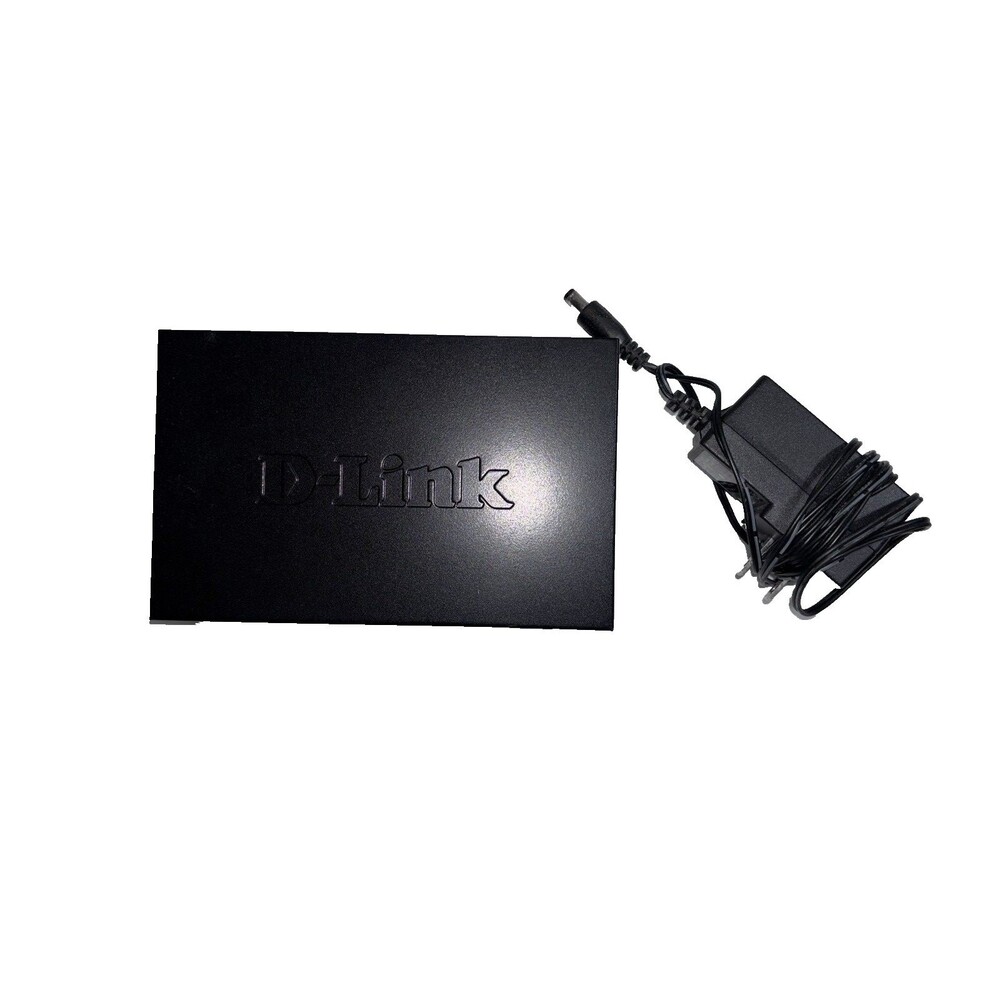 D Link DGS-108 8 Port Gigabit Ethernet Switch Metal Desktop w Power Adapter